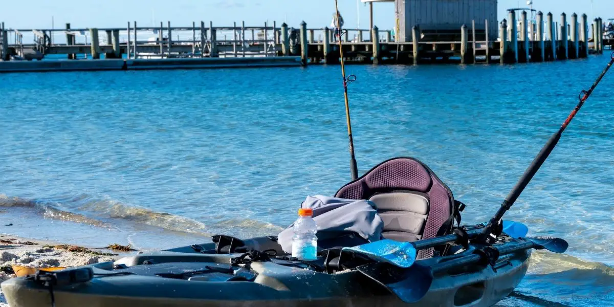 Best Paddle Kayaks for Ocean Fishing FishFinder HQ