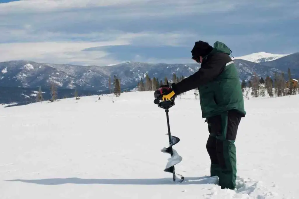 Ice fishing prevent hole freezing tips