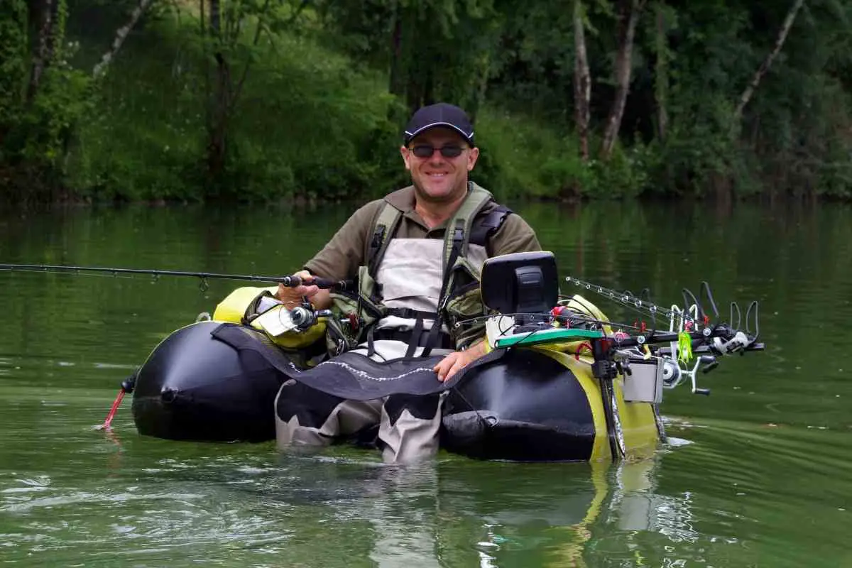 Best Waders for Float Tubing (5 Affordable Waders)